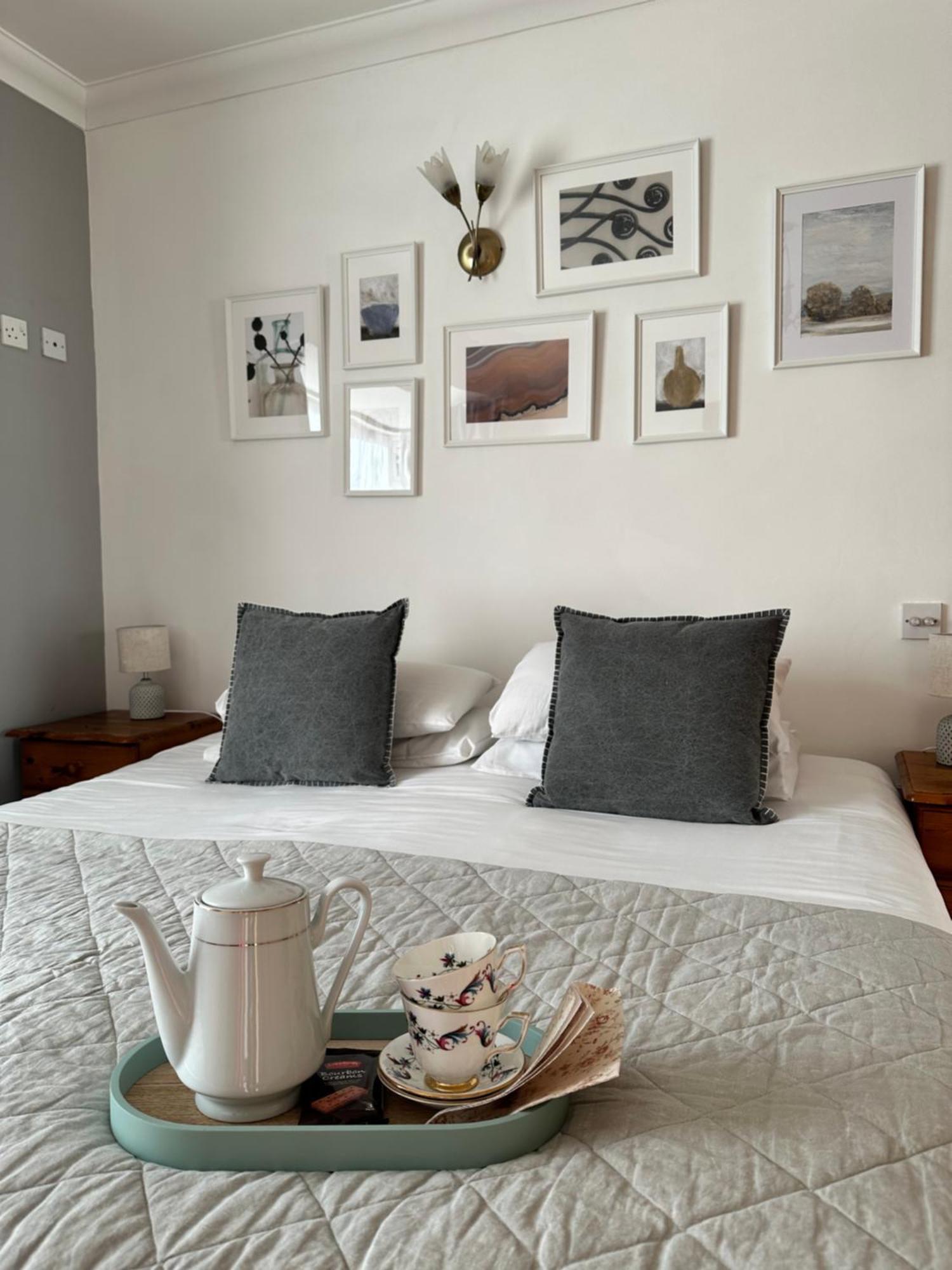 Guest * Malahide